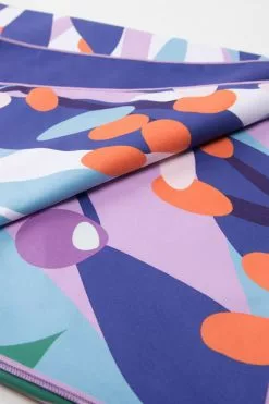 Cupshe Lavender Lush Leafy Print Beach Blanket 9 Cupshe Lavender Lush Leafy Print Beach Blanket -Deals Cupshe Store 3 a491b8fa c064 4fb6 90f4 bce68337a6c1