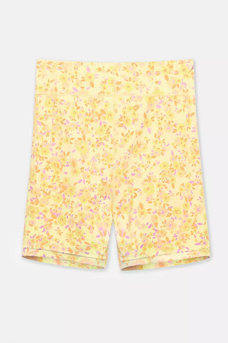 Cupshe Orange Blossom Ditsy Floral Bike Shorts 3 Cupshe Orange Blossom Ditsy Floral Bike Shorts - Image 3