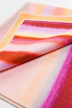 Cupshe Sunrise Striped Beach Blanket 7 Cupshe Sunrise Striped Beach Blanket -Deals Cupshe Store 3 b3e91975 1574 4f6d 93fe c8781c658eba