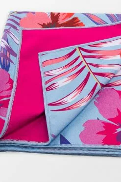 Cupshe Hang Loose Floral And Leafy Beach Blanket 7 Cupshe Hang Loose Floral And Leafy Beach Blanket -Deals Cupshe Store 3 b7614e3a e603 4fc1 a668 0c8bbaa2e0f3