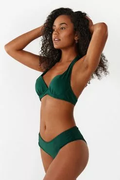 Cupshe Khloe Underwire Ruched Halter Bikini 6 Cupshe Khloe Underwire Ruched Halter Bikini -Deals Cupshe Store 3 b781a169 5d03 4a19 ae3f b7e8f3f0968d