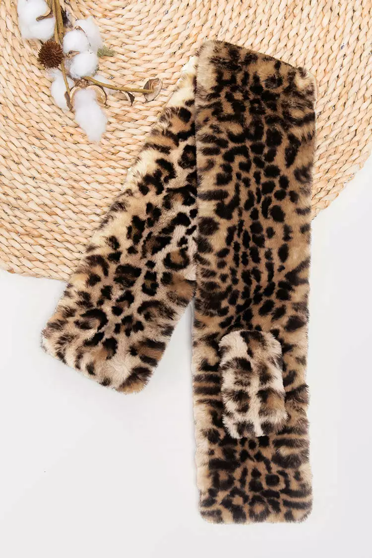 Cupshe Explorer Leopard Criss Cross Scarf 3 Cupshe Explorer Leopard Criss Cross Scarf - Image 3