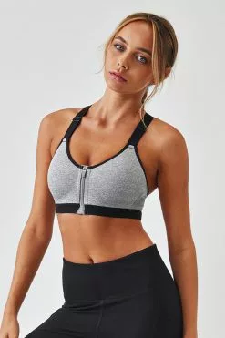 Cupshe The Perfect One Front Zipper Criss Cross Sports Bra 8 Cupshe The Perfect One Front Zipper Criss Cross Sports Bra -Deals Cupshe Store 3 bcad5018 15c2 4c9c 8cac 0fd99bc329fc