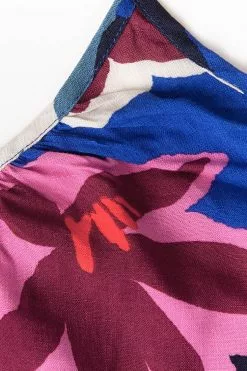 Cupshe Crystal Beach V-neck Floral Backless Slip Dress 5 Cupshe Crystal Beach V-neck Floral Backless Slip Dress -Deals Cupshe Store 3 c9d1afba 9a1f 4be6 8e87 6c79a1df1caf