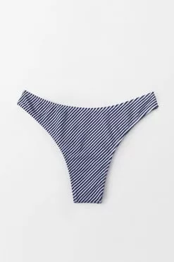 Cupshe Stripe Hipster Bikini Bottom 9 Cupshe Stripe Hipster Bikini Bottom -Deals Cupshe Store 3 cef773ea 37cd 465a affb f1d6e2899747