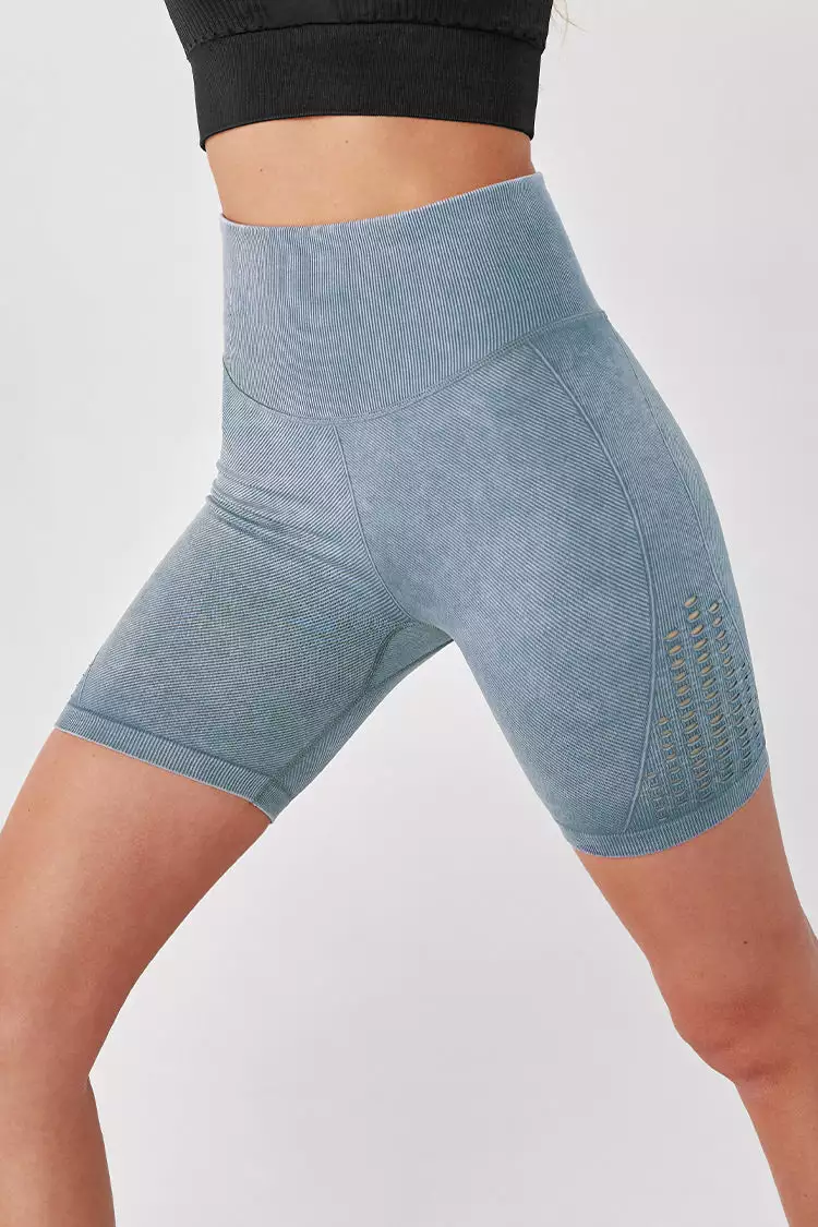 Cupshe Orchid Elastic Waisted Biker Shorts 3 Cupshe Orchid Elastic Waisted Biker Shorts - Image 3