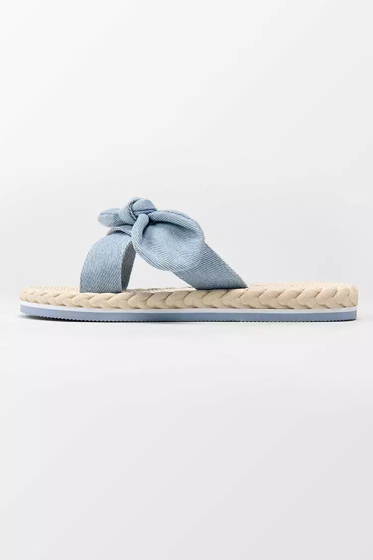 Cupshe Cloverfield Crisscross Bow Knot Slide Sandals 3 Cupshe Cloverfield Crisscross Bow Knot Slide Sandals - Image 3