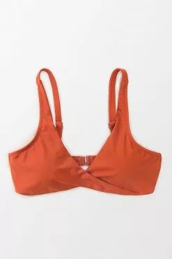Cupshe Bermuda Bliss Twist Front Bralette Bikini Top -Deals Cupshe Store 3 d4fd87c3 2393 482b b527 85fd4bd98900