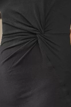 Cupshe Harmoni Black Twist Front Bodycon Dress -Deals Cupshe Store 3 d7a92016 7dfc 48f8 a111 9276b29d2573