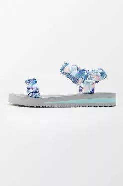 Cupshe Globetrotter Ruched Ankle Strap Sandals 6 Cupshe Globetrotter Ruched Ankle Strap Sandals -Deals Cupshe Store 3 df1d3add e65e 41aa a259 5b72222495de