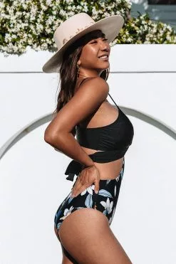 Cupshe Seaside Holiday Wrap Front Cutout One Piece Swimsuit -Deals Cupshe Store 3 e0125295 f3d4 405c 820f 5c05cd1782b9