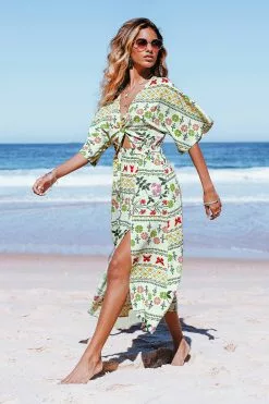 Cupshe Ellison Floral Tie Front Dress 5 Cupshe Ellison Floral Tie Front Dress -Deals Cupshe Store 3 e346bf26 0794 4387 9034 7a0539269d6a