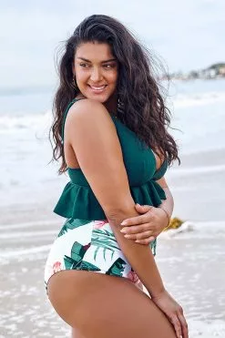 Cupshe Green and Floral Ruffle Plus Size Bikini -Deals Cupshe Store 3 e46d9392 50a8 48e9 8f35 827ec72bf9ad