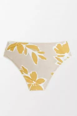 Cupshe Delicate Expressions Side Shirred Mid Rise Bikini Bottom -Deals Cupshe Store 4 067b8632 e7b7 41aa 9a4c 9573536974f5