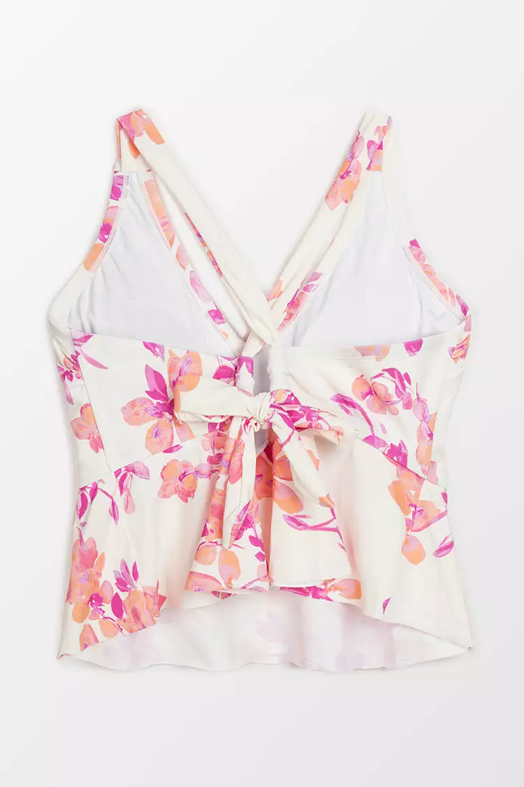 Cupshe Larissa Floral V-neck Ruffle Back Tie Plus Size Tankini Top 4 Cupshe Larissa Floral V-neck Ruffle Back Tie Plus Size Tankini Top - Image 4