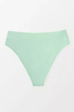 Cupshe Destini High Waisted Bikini Bottom -Deals Cupshe Store 4 14306cd4 ce24 48cd a78c 3ac73b5f95aa
