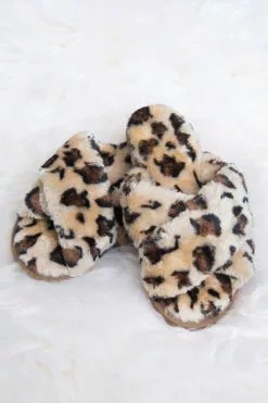 Cupshe Lark Leopard Cross Strap Fluffy Slippers 7 Cupshe Lark Leopard Cross Strap Fluffy Slippers -Deals Cupshe Store 4 21fce158 5b69 48f8 a95c a698569b68a6