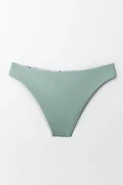 Cupshe Reversible Low Rise Bikini Bottom 11 Cupshe Reversible Low Rise Bikini Bottom -Deals Cupshe Store 4 2909b6fc 7b9b 490e 8a60 a927870cba78