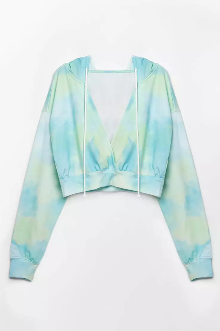 Cupshe Serenity Tie Dye Drawstring Crop Hoodie 2 Cupshe Serenity Tie Dye Drawstring Crop Hoodie - Image 2