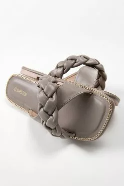Cupshe Plaite Braided Strap Slide Sandals 7 Cupshe Plaite Braided Strap Slide Sandals -Deals Cupshe Store 4 3ef34a49 47c8 47c4 9ef8 9701f9b9924f