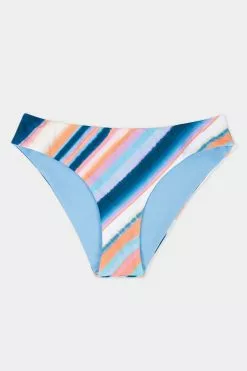 Cupshe Waterfront Stripe Reversible Standard Rise Hipster Bikini Bottom 8 Cupshe Waterfront Stripe Reversible Standard Rise Hipster Bikini Bottom -Deals Cupshe Store 4 4fed00a2 26e4 48c3 87a2 a6f4dc5f684a