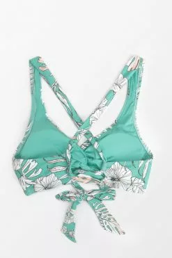 Cupshe Fiona Floral Twist Crisscross Tie Back Bikini Top 7 Cupshe Fiona Floral Twist Crisscross Tie Back Bikini Top -Deals Cupshe Store 4 5 f08dabda 55b7 449a 9de0 58c4c662654c