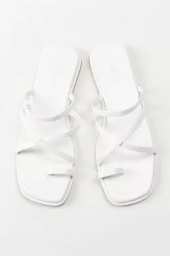 Cupshe Cabana Party Strappy Thong Sandals 7 Cupshe Cabana Party Strappy Thong Sandals -Deals Cupshe Store 4 683430bc d9b5 47c8 a923 bd33358b40cd