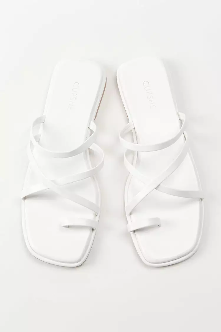 Cupshe Cabana Party Strappy Thong Sandals 4 Cupshe Cabana Party Strappy Thong Sandals - Image 4