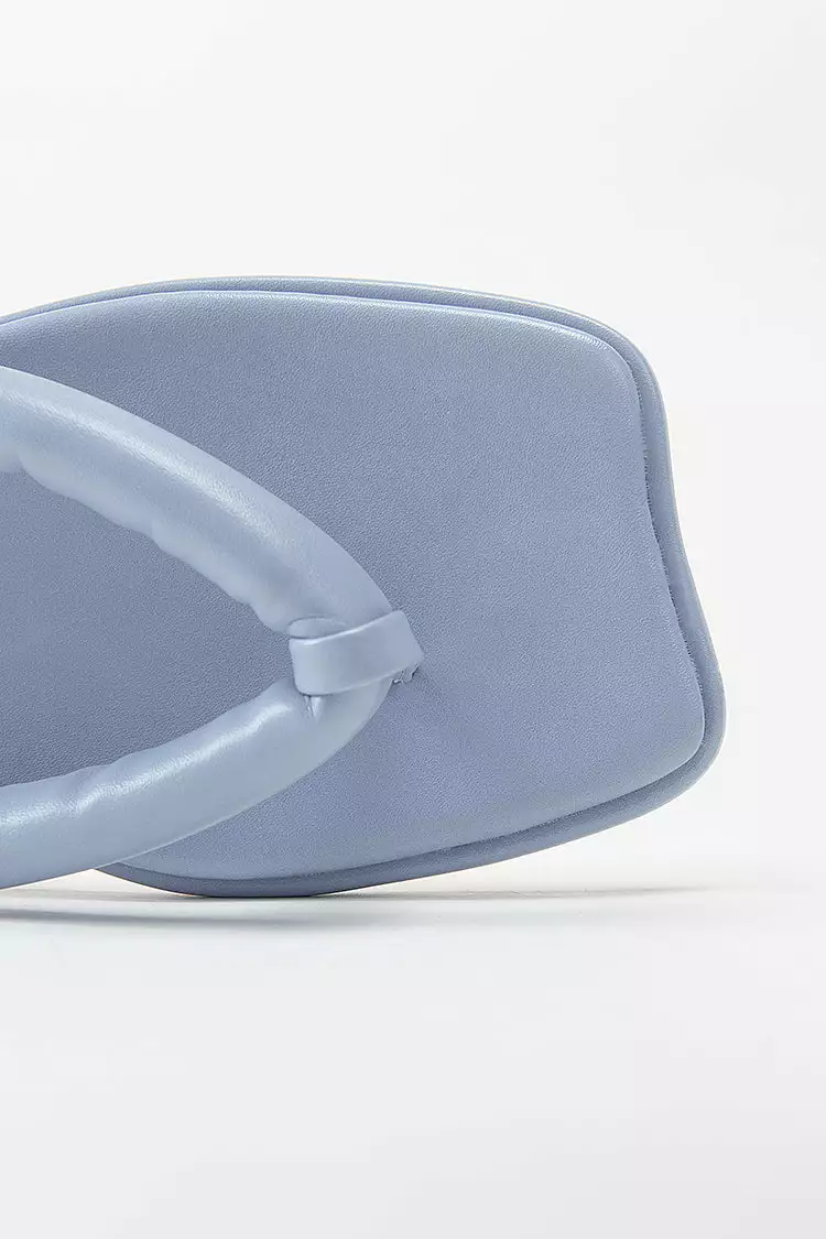 Cupshe Sweetpea Blue Thong Sandals 4 Cupshe Sweetpea Blue Thong Sandals - Image 4