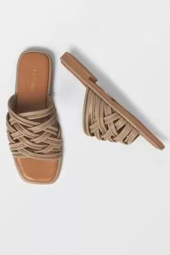 Cupshe Love Language Square Toe Flat Sandals 7 Cupshe Love Language Square Toe Flat Sandals -Deals Cupshe Store 4 6e4b3056 59df 42e6 9a37 c4487863f352