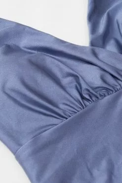 Cupshe Lesly V-neck Halter Belt Plus Size One Piece Swimsuit -Deals Cupshe Store 4 79ae8000 51b0 4f38 a58c 86e59a062f43