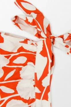 Cupshe Kayley V-neck Tie Fitted Waisted Bubble Sleeve A-Shape Dress 7 Cupshe Kayley V-neck Tie Fitted Waisted Bubble Sleeve A-Shape Dress -Deals Cupshe Store 4 7ab34059 456b 42f1 bab4 b9471d87f728