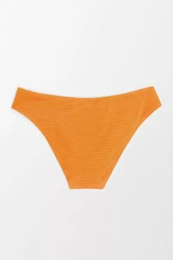 Cupshe Caitlyn Textured Low Waisted Bikini Bottom -Deals Cupshe Store 4 7e7b2f5b 9d78 4ca1 a8d4 221c95a6e7e6