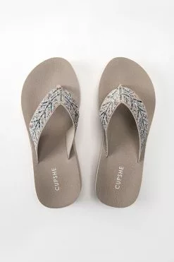 Cupshe Runyon Wide Straps Sandals 7 Cupshe Runyon Wide Straps Sandals -Deals Cupshe Store 4 810492e7 9592 4c4b b355 0695c968c27f