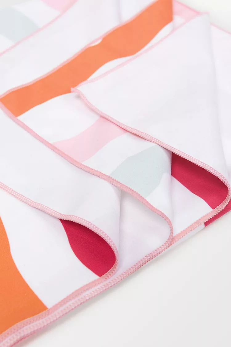 Cupshe Gelato Striped Beach Blanket 4 Cupshe Gelato Striped Beach Blanket - Image 4