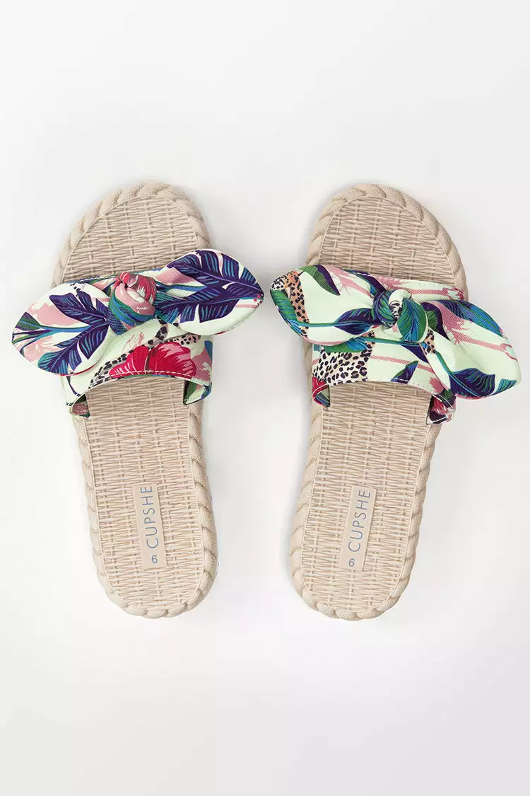 Cupshe Spring Fling Tropical Bow Knot Slide Sandals 4 Cupshe Spring Fling Tropical Bow Knot Slide Sandals - Image 4