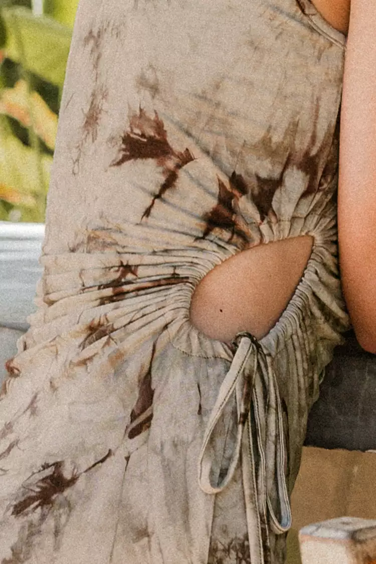 Cupshe Kasandra Cut Out Scoop Bodycon Dress 4 Cupshe Kasandra Cut Out Scoop Bodycon Dress - Image 4