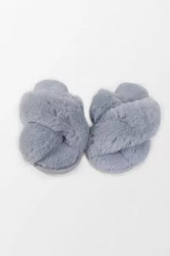 Cupshe Karter Grey Cross Strap Fluffy Slippers 7 Cupshe Karter Grey Cross Strap Fluffy Slippers -Deals Cupshe Store 4 9bf27c4e ca89 45a7 a12d 4fa1c311239e