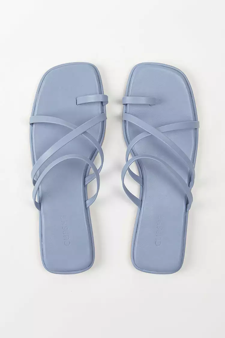 Cupshe Cabana Party Blue Strappy Thong Sandals 4 Cupshe Cabana Party Blue Strappy Thong Sandals - Image 4
