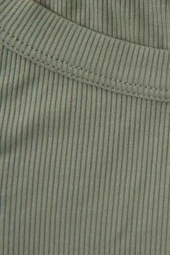 Cupshe Cherise Green Cut-out Side Crop Sweatshirt -Deals Cupshe Store 4 da33d1e6 6509 4cd1 b71b e4ac1889d9de