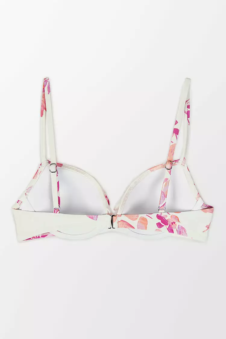 Cupshe Adriana Floral Back Hook Ruffle Bikini Top 4 Cupshe Adriana Floral Back Hook Ruffle Bikini Top - Image 4