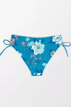 Cupshe Seafoam Garden Side Shirred Hipster Bikini Bottom 7 Cupshe Seafoam Garden Side Shirred Hipster Bikini Bottom -Deals Cupshe Store 4 e9bdd016 d517 41b4 a9e4 ab32c3cd2296