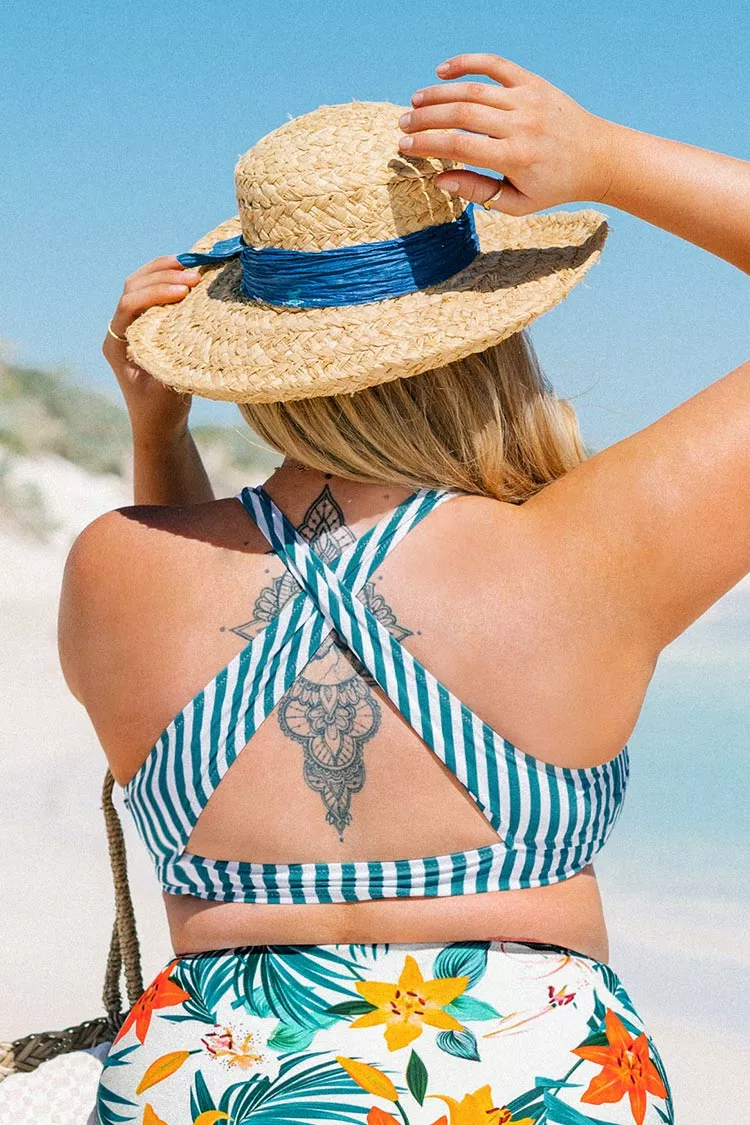 Cupshe Anya Striped Crisscross Plus Size Bikini Top 2 Cupshe Anya Striped Crisscross Plus Size Bikini Top - Image 2