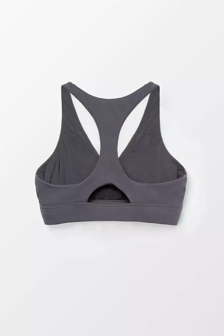 Cupshe Nightrun Twist Tank Sports Bra 6 Cupshe Nightrun Twist Tank Sports Bra - Image 6