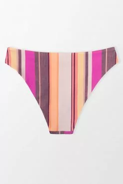 Cupshe Nikita Striped Low Waisted Reversible Bikini Bottom 9 Cupshe Nikita Striped Low Waisted Reversible Bikini Bottom -Deals Cupshe Store 5 b97c80e6 ce9d 48d9 9140 d05d77834c33