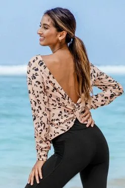 Cupshe Urban Jungle Leopard Drop Shoulder Sweatshirt 11 Cupshe Urban Jungle Leopard Drop Shoulder Sweatshirt -Deals Cupshe Store 6 a7ac04da 0fda 4511 840a c4da1289651b