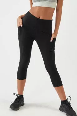 Cupshe Irina Black Capris Leggings