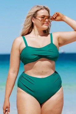 Cupshe Emerald Crisscross Plus Size Bikini & High Waist Bottom Set