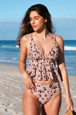 CUPSHE Audrey Leopard Ruffle Hem Ruched Back Tankini