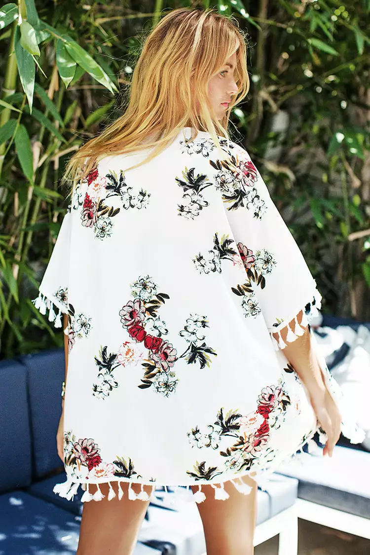 Cupshe Chiffon Floral Print Cover Up with Tassels 2 Cupshe Chiffon Floral Print Cover Up with Tassels - Image 2